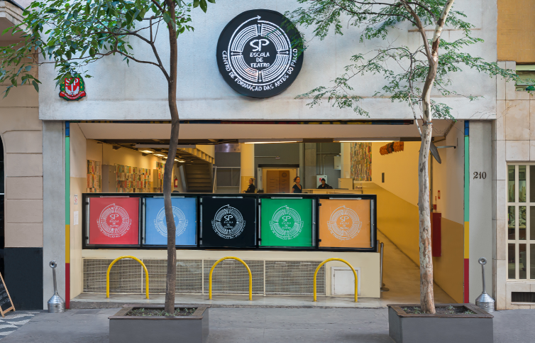 Fachada da SP Escola de Teatro, na Praça Roosevelt: processo seletivo aberto para o 1º semestre de 2024.