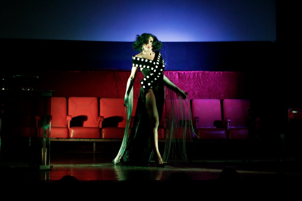Márcia Dailyn na abertura das Satyrianas 2021 no Cine Bijou - Foto: Bruno Poletti