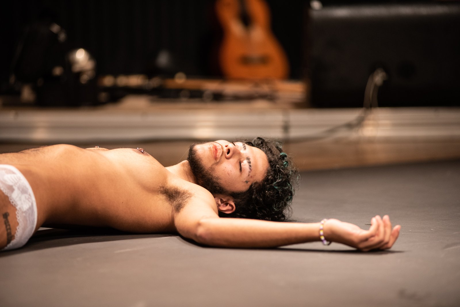 História do Olho – um conto de fadas pornô-noir , por Bob Sousa