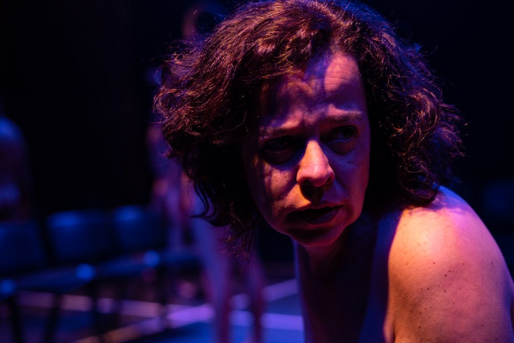 O que meu corpo nu te conta?, por Bob Sousa