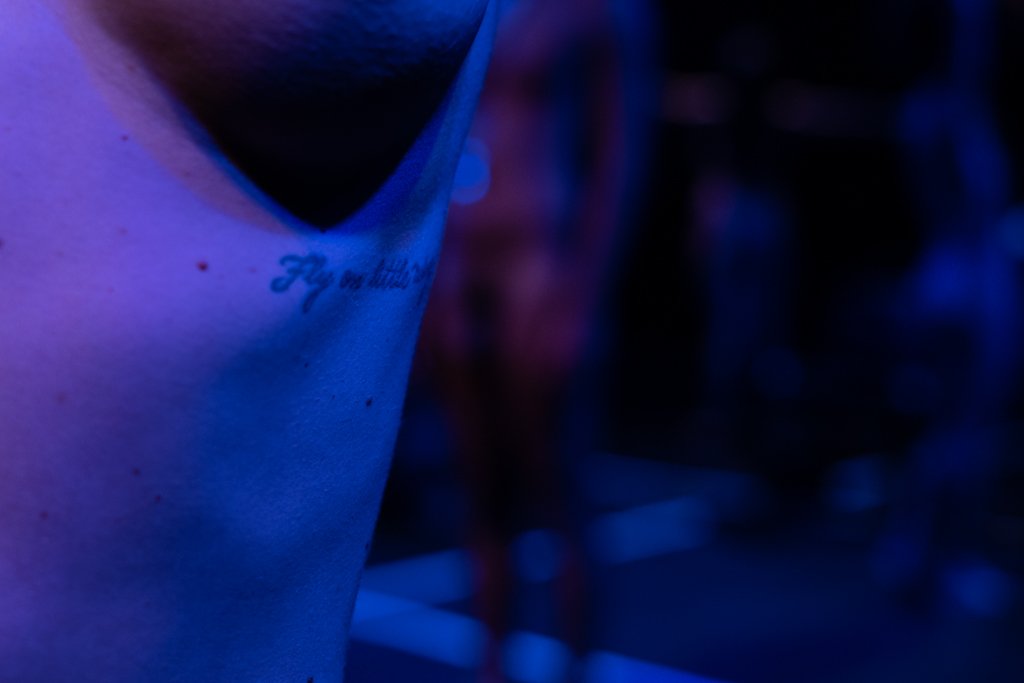 O que meu corpo nu te conta?, por Bob Sousa