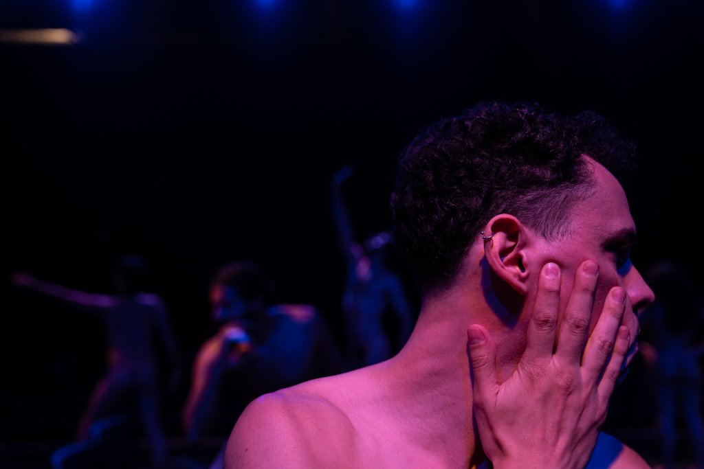 O que meu corpo nu te conta?, por Bob Sousa