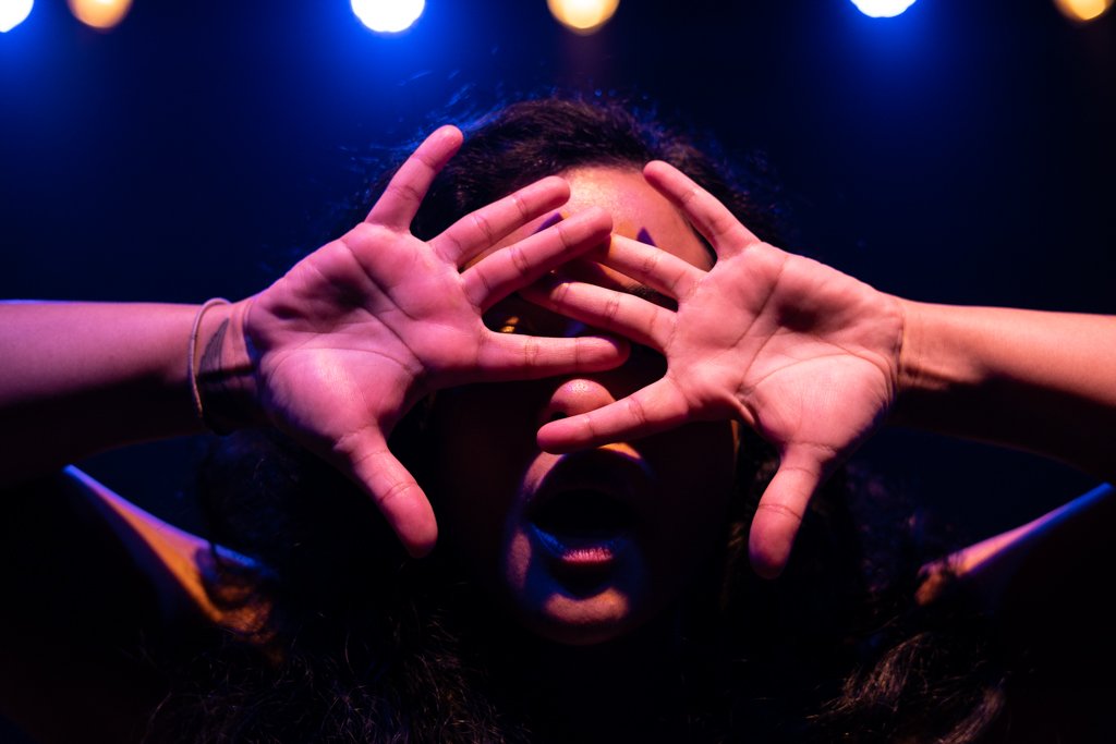 O que meu corpo nu te conta?, por Bob Sousa