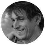 Fotografia preta e branca do rosto de Sandro Borelli
