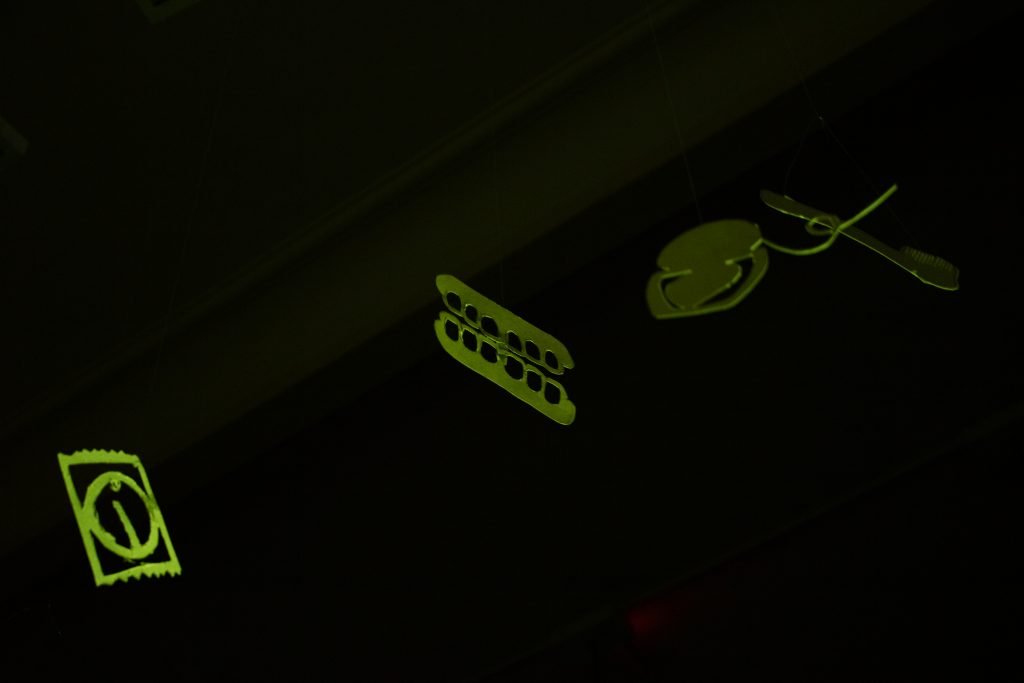 Fotografia Colorida Apresentação Teatro de Sombras da turma de Iluminação do docente Chico Turbiani