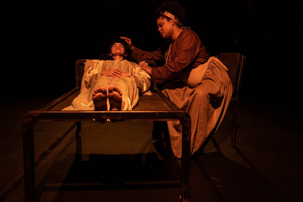 As Bruxas de Salém, por Bob Sousa