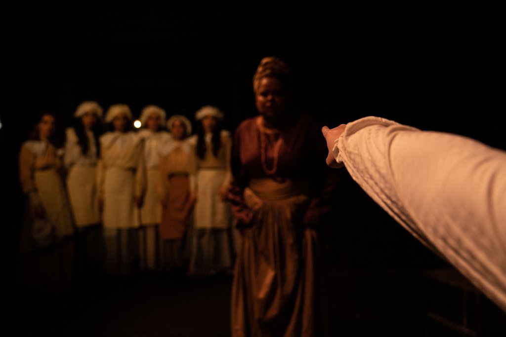 As Bruxas de Salém, por Bob Sousa