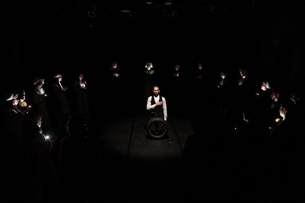 As Bruxas de Salém, por Bob Sousa