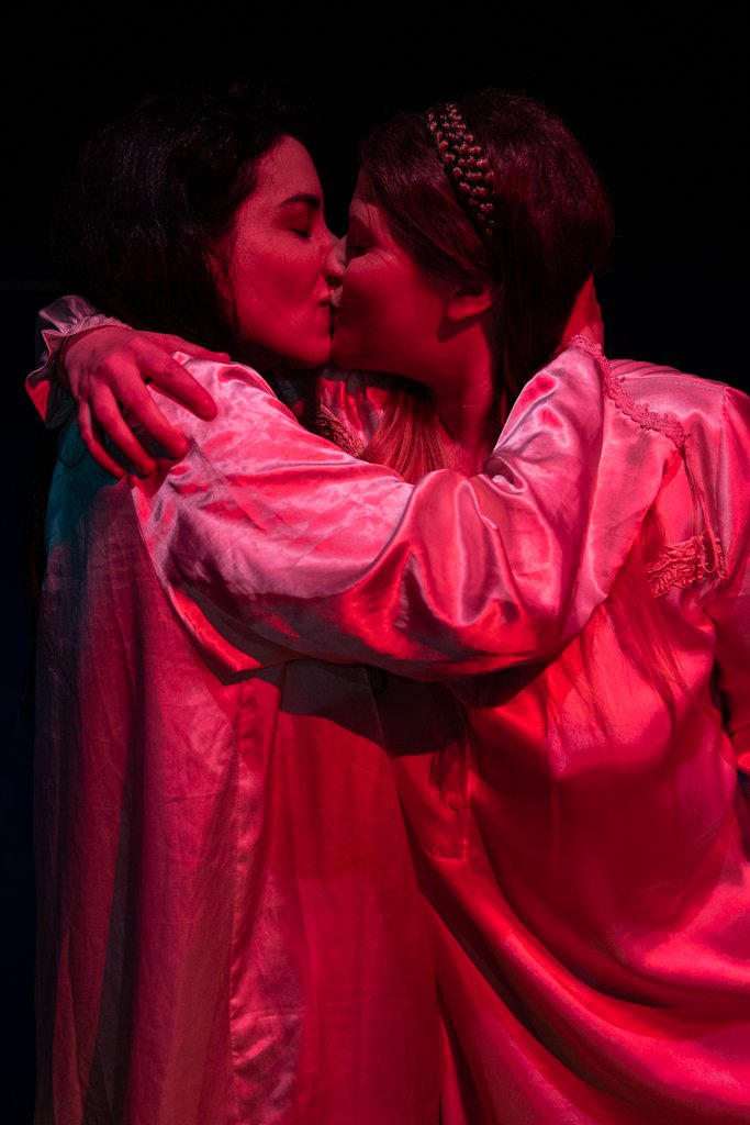 As Bruxas de Salém, por Bob Sousa