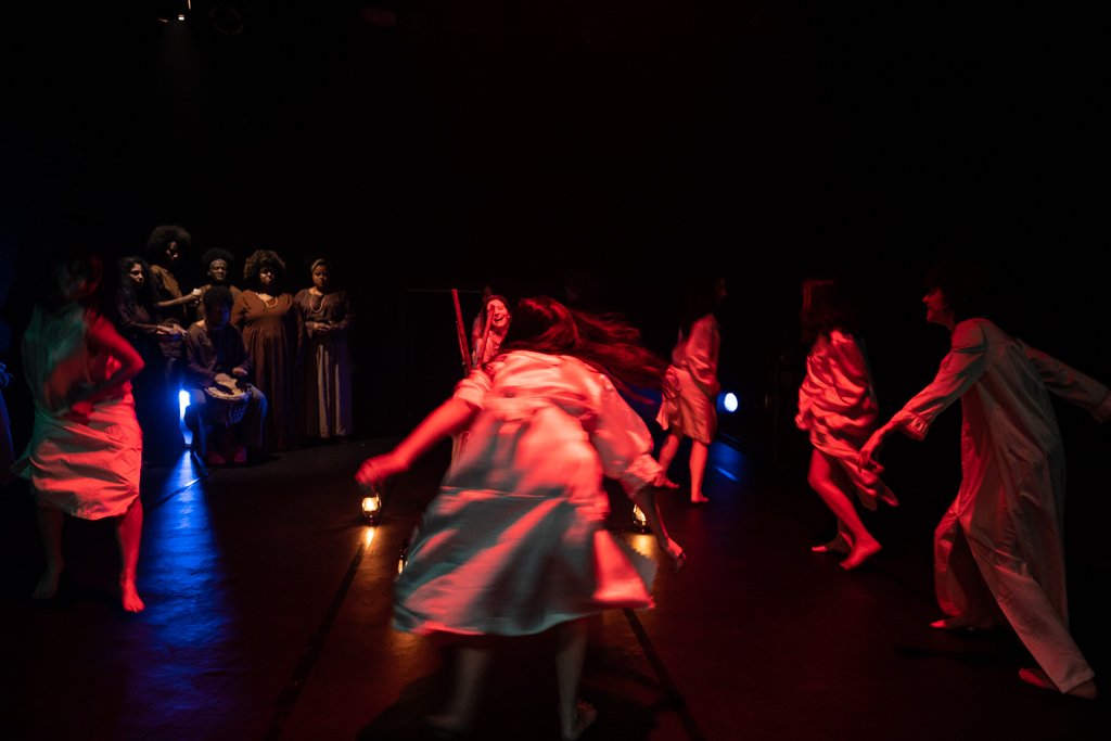 As Bruxas de Salém, por Bob Sousa