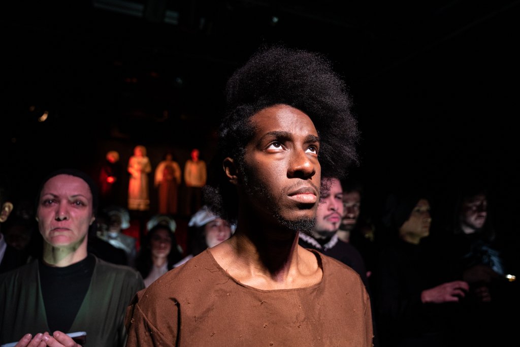 As Bruxas de Salém, por Bob Sousa