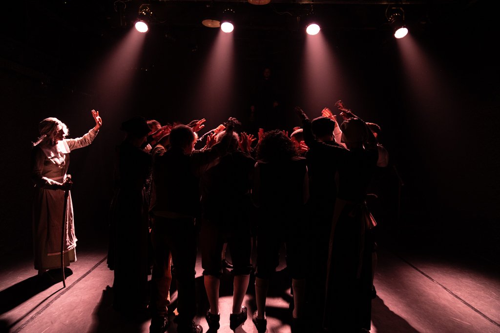 As Bruxas de Salém, por Bob Sousa