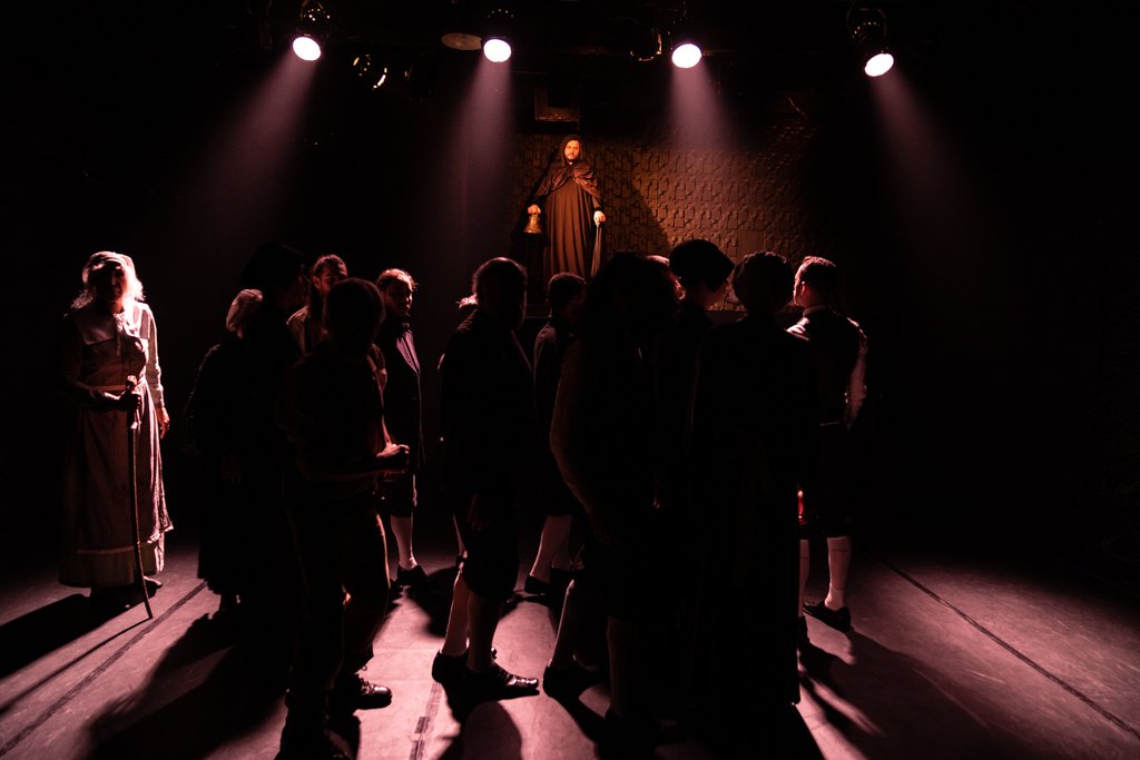 As Bruxas de Salém, por Bob Sousa