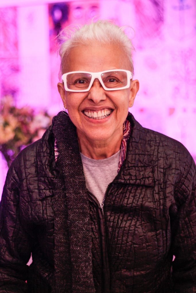 A fotógrafa, cenógrafa e iluminadora Lenise Pinheiro.