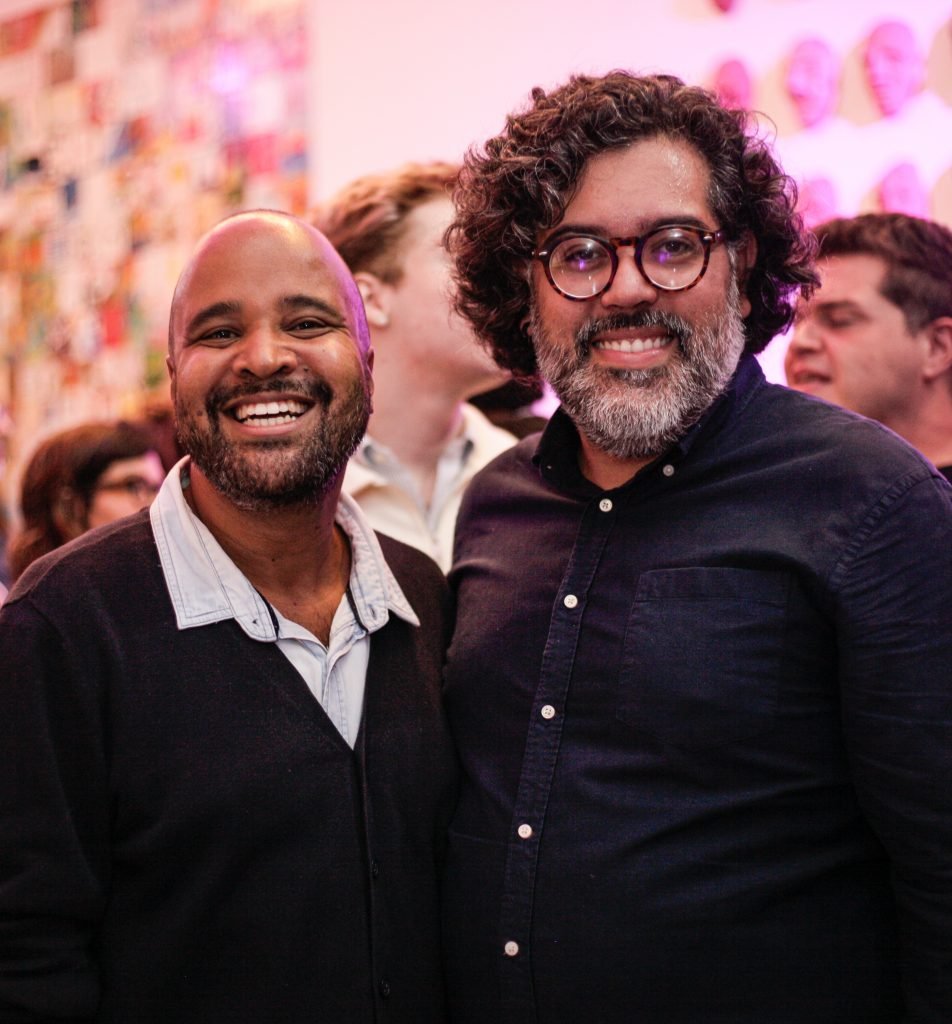 Miguel Arcanjo Prado, jornalista, coordenador de extensão cultural e projetos especiais da SP Escola de Teatro, e Pedro Leão, secretário de cultura e turismo de Ribeirão Preto.