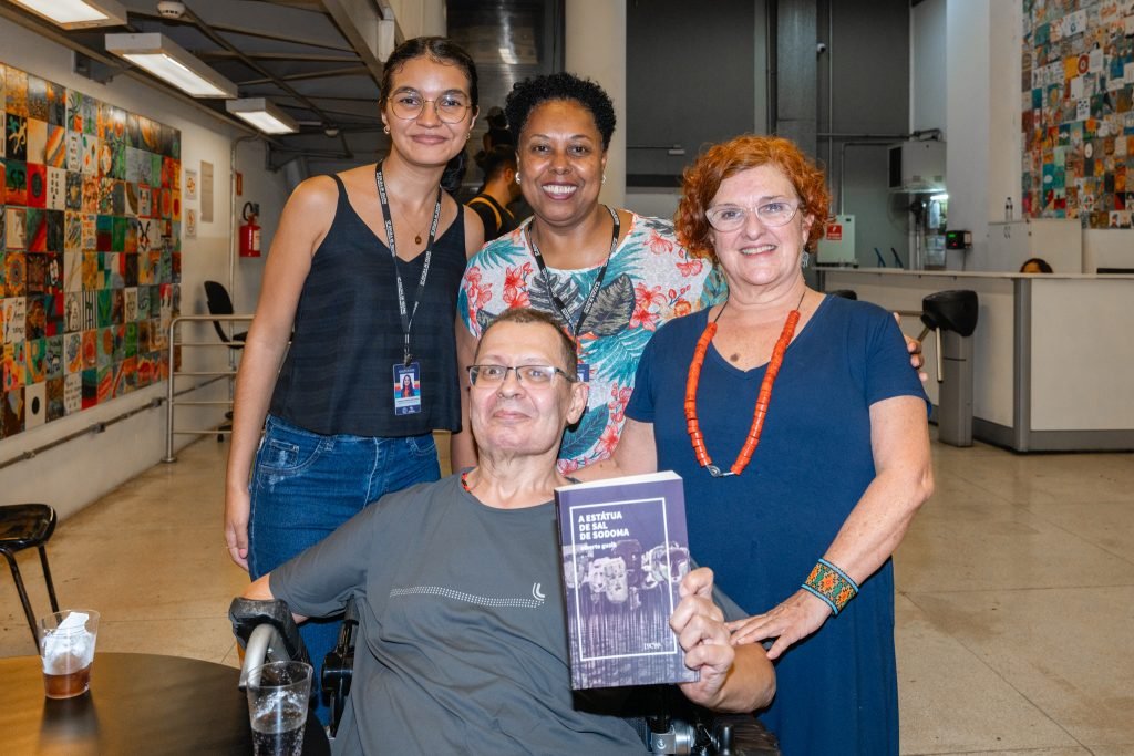 Lançamento do livro "A Estátua de Sal de Sodoma", de Alberto Guzik, na unidade Roosevelt da SP Escola de Teatro. (20/03/2024) | Foto por @AndreStefano