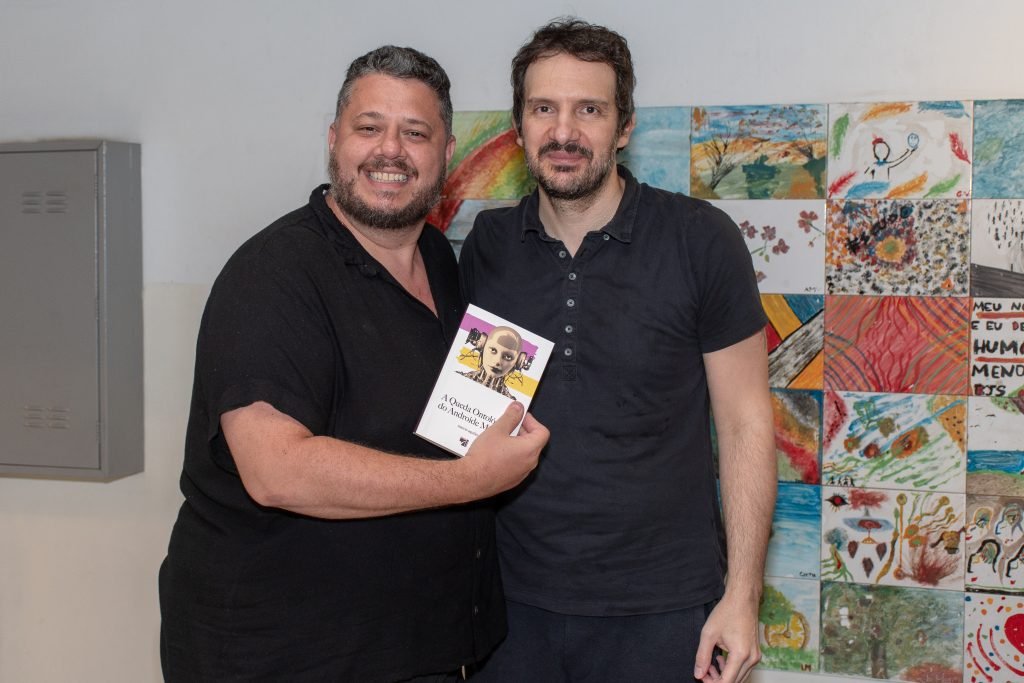 Lançamento do livro “A queda ontológica do androide místico”, de Marcio Aquiles, na unidade Roosevelt da SP Escola de Teatro. (6/3/24). | Foto: Rodrigo Reis