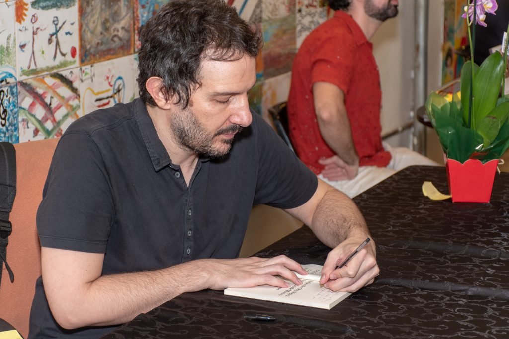 Lançamento do livro “A queda ontológica do androide místico”, de Marcio Aquiles, na unidade Roosevelt da SP Escola de Teatro. (6/3/24). | Foto: Rodrigo Reis