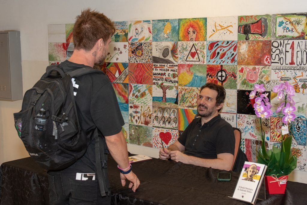 Lançamento do livro “A queda ontológica do androide místico”, de Marcio Aquiles, na unidade Roosevelt da SP Escola de Teatro. (6/3/24). | Foto: Rodrigo Reis