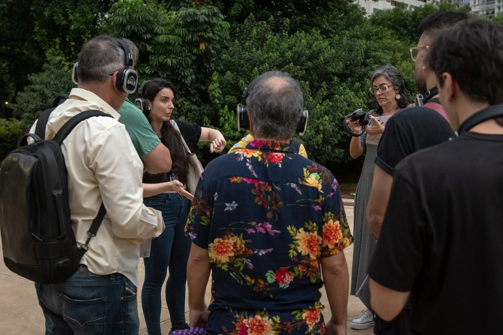 Performances do projeto "PERROS - Diálogos Caninos", no Parque Augusta e Praça Roosevelt. (05/03/24). | Foto: Rodrigo Reis