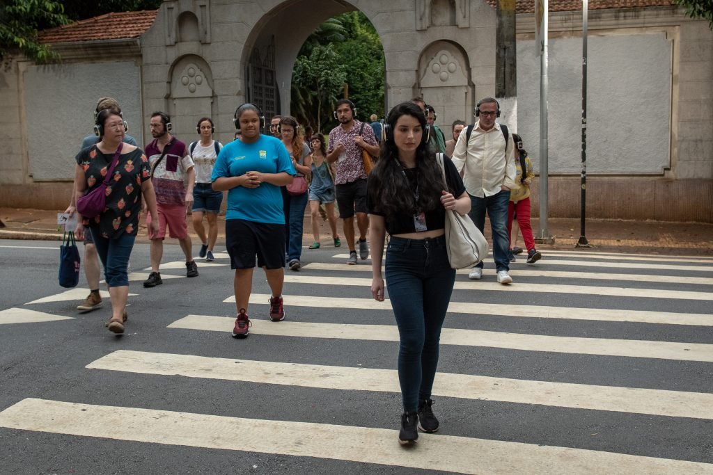 Performances do projeto "PERROS - Diálogos Caninos", no Parque Augusta e Praça Roosevelt. (05/03/24). | Foto: Rodrigo Reis
