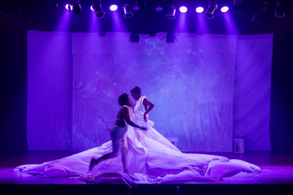 Amor e outras revoluções, uma peça livremente inspirada em livro de bell hooks. (Foto: Diana Sandes)