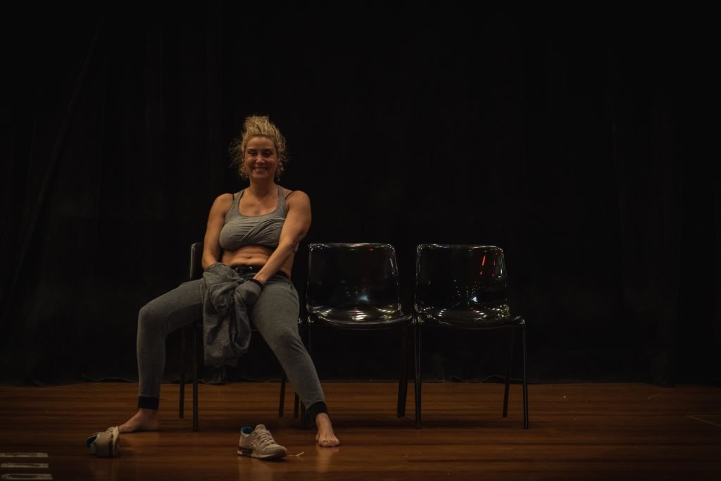 Apresentações finais dos estudantes do curso de extensão "Consciência Corporal Através do Movimento", ministrado por Zuba Janaina, na unidade Brás da SP Escola de Teatro. (29/4/2024). | Foto: Rodrigo Reis