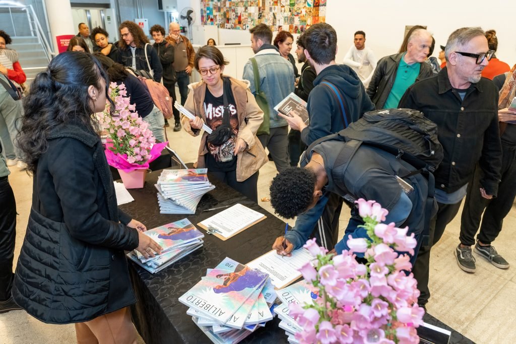 Lançamento da Revista A[L]BERTO 10, na unidade Roosevelt da SP Escola de Teatro. (28/5/2024) | Foto por @AndreStefano