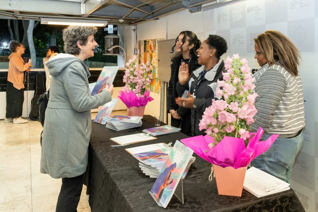 Lançamento da Revista A[L]BERTO 10, na unidade Roosevelt da SP Escola de Teatro. (28/5/2024) | Foto por @AndreStefano