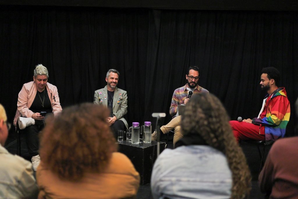 Mesa de Discussão LGBTQIAP+ nas artes