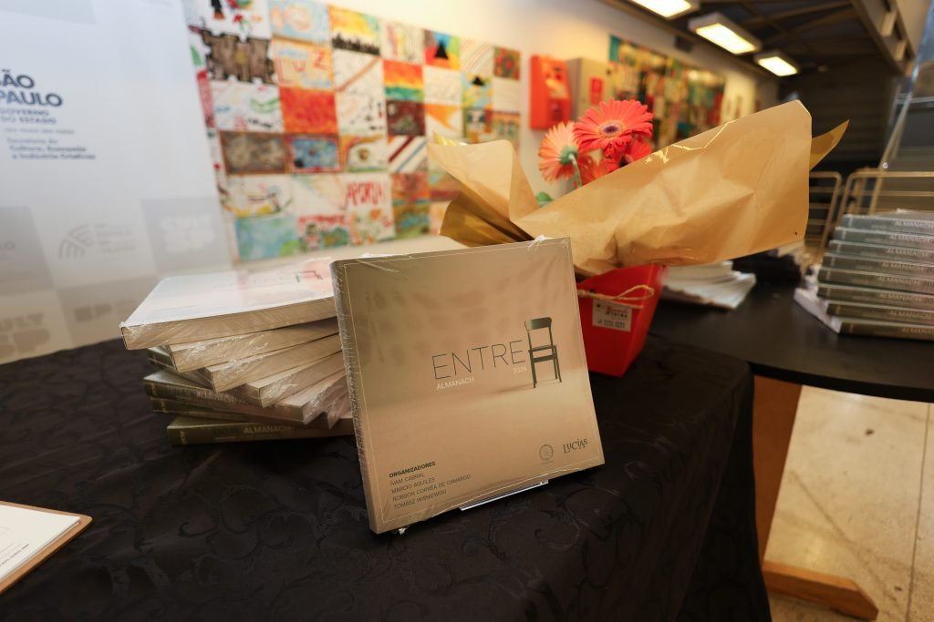 Lançamento do livro Entre Almanach 2024