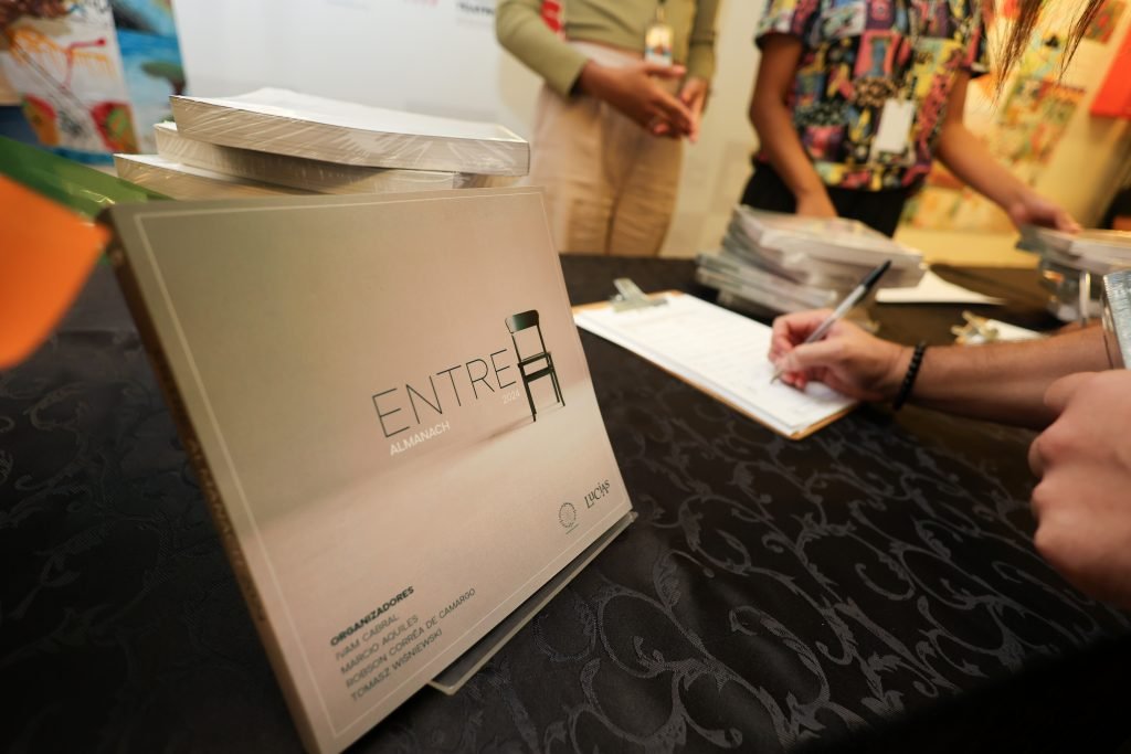 Lançamento do livro Entre Almanach 2024