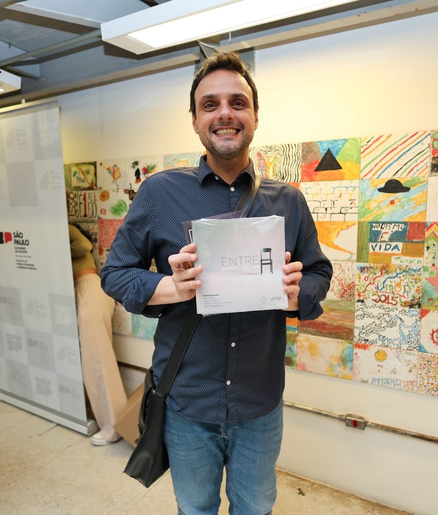 Lançamento do livro Entre Almanach 2024