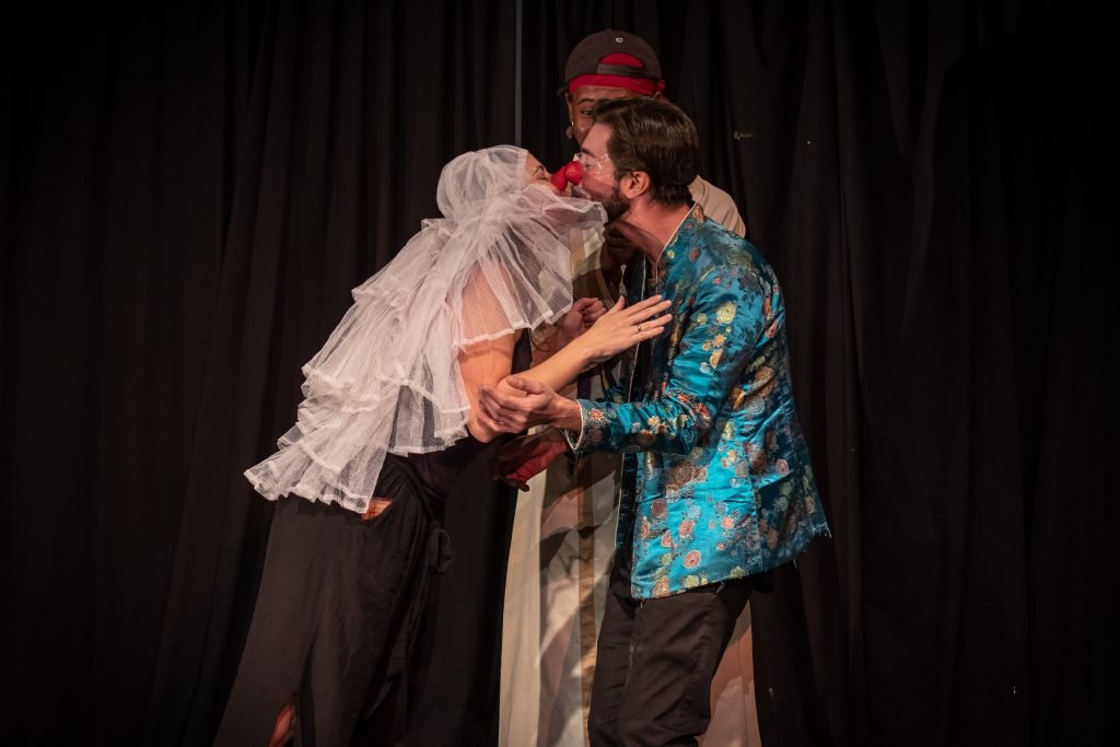 Apresentação no segundo dia da Mostra de Microcenas dos estudantes de Direção da SP Escola de Teatro. (25/5/2024). | Foto: Rodrigo Reis