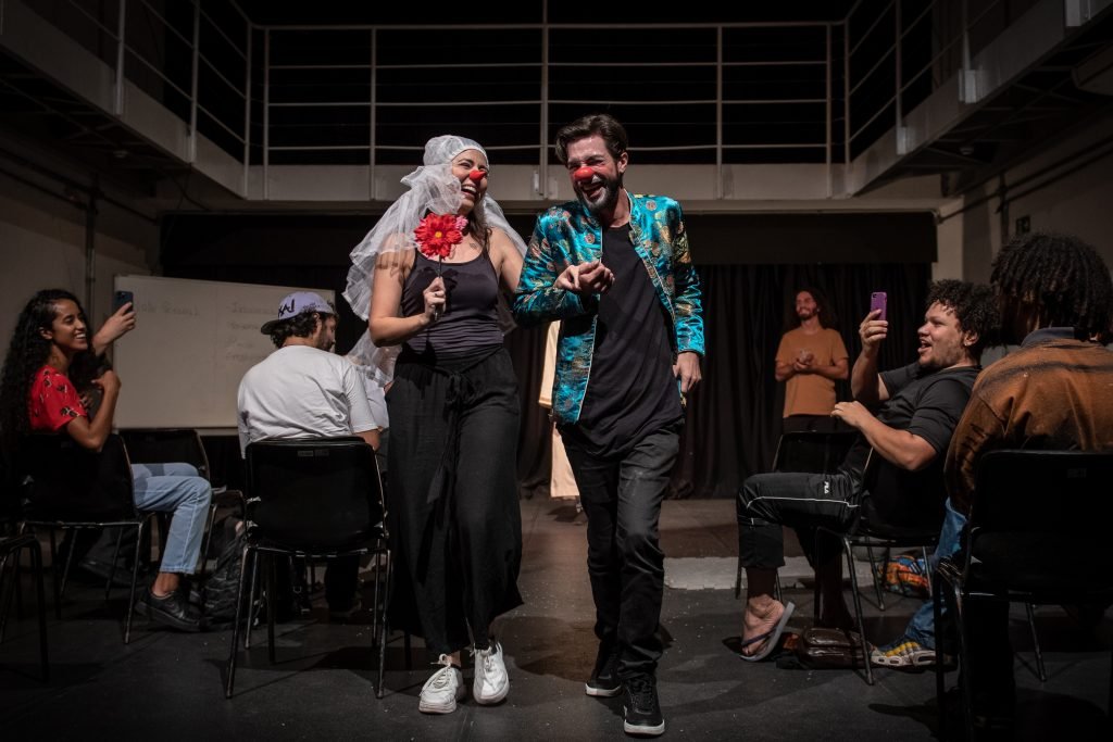 Apresentação no segundo dia da Mostra de Microcenas dos estudantes de Direção da SP Escola de Teatro. (25/5/2024). | Foto: Rodrigo Reis
