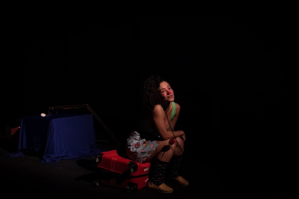 Apresentação no segundo dia da Mostra de Microcenas dos estudantes de Direção da SP Escola de Teatro. (25/5/2024). | Foto: Rodrigo Reis