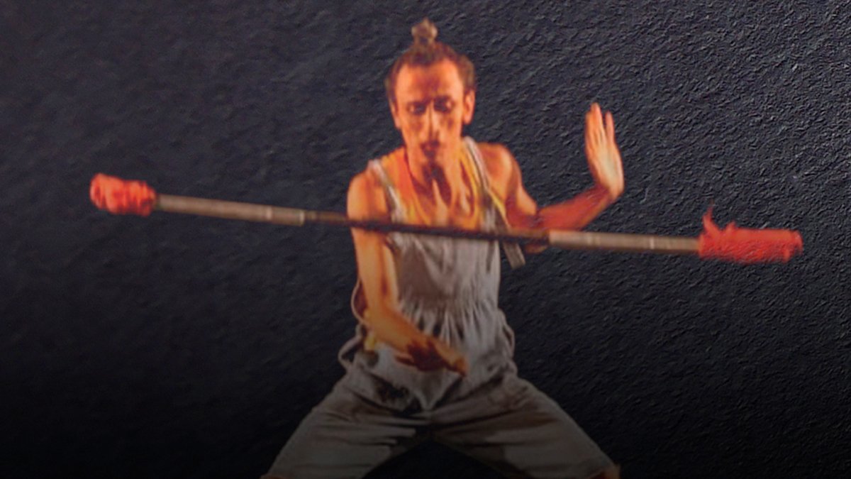 "Circo: Materialidades cênicas e dança"