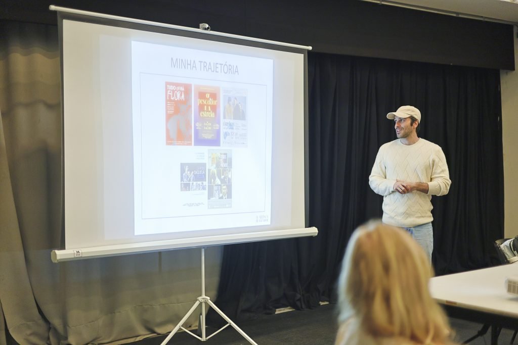 Workshop “O Artista Realizador” ministrado por Lucas Drummond, na sede Roosevelt da SP Escola de Teatro. (16/7/2024). | Foto: Clara Silva/Adaap