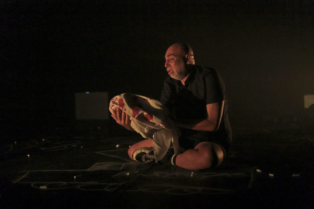 Espetáculo "O Filho da Geni", na SP Escola de Teatro. (2/8/2024) | Foto: Clara Silva