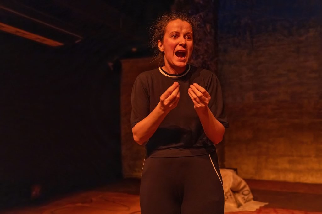 Estreia da peça “Hello, Édipo (Panóptico/Foucault)”, da Cia Veneno do Teatro, na unidade Roosevelt da SP Escola de Teatro. (20/09/2024) | Foto por @AndreStefano