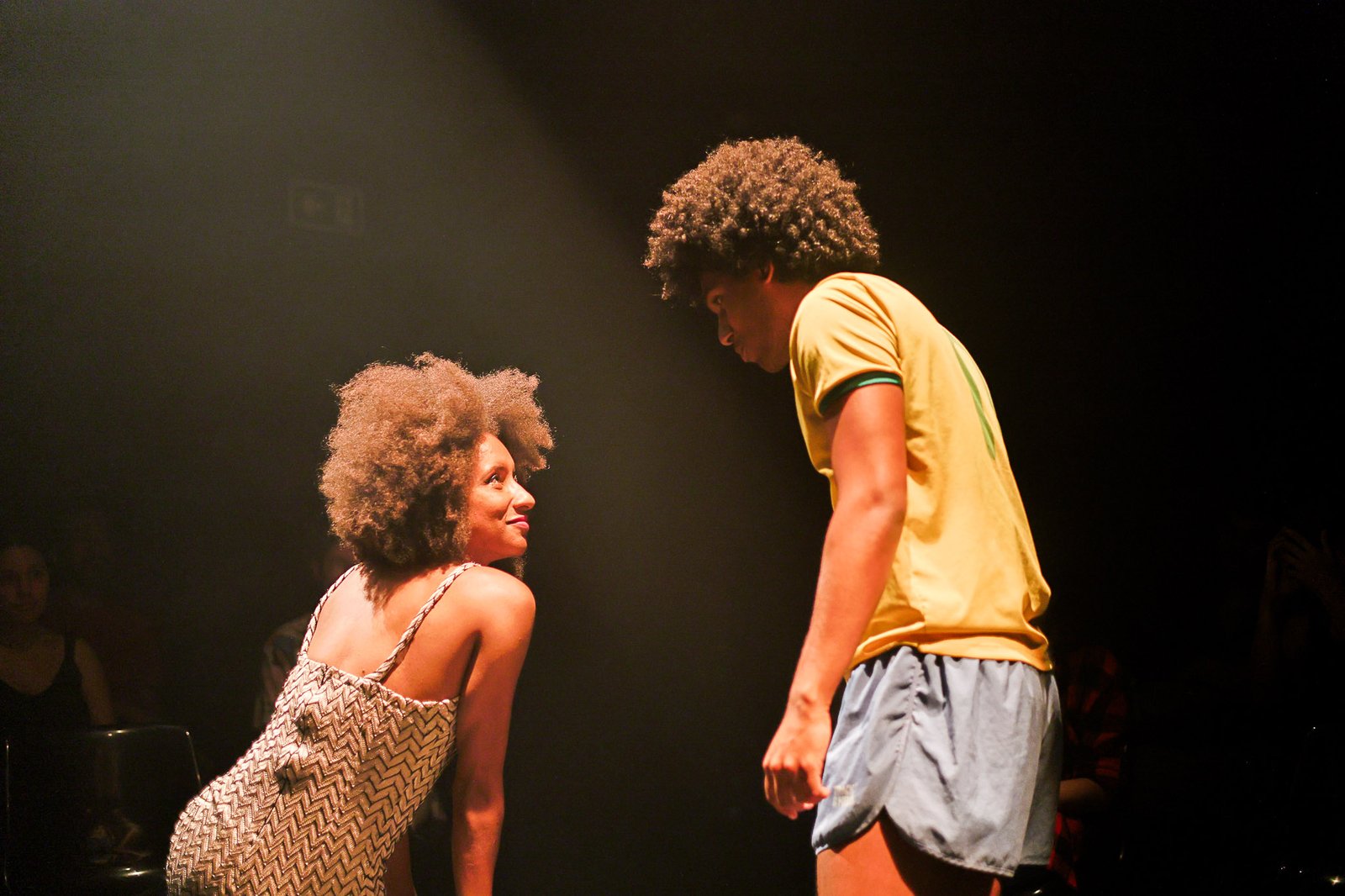 Apresentação no primeiro dia da Mostra de Microcenas dos estudantes de Direção da SP Escola de Teatro. (31/08/2024). | Foto: Clara Silva