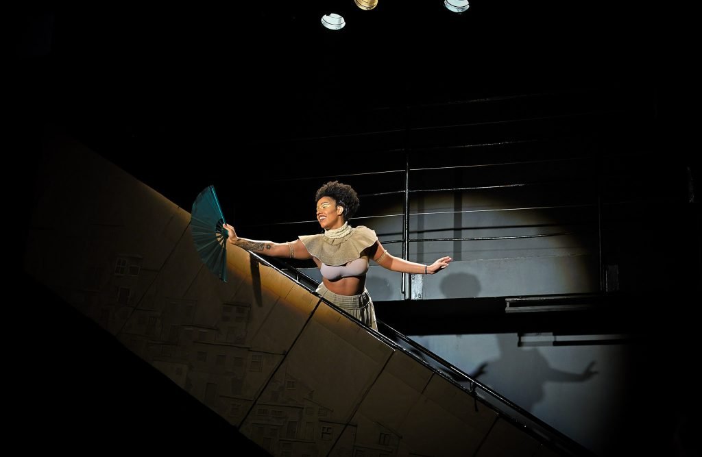 Experimento II do grupo N5 Amarelo, do segundo semestre de 2024, na SP Escola de Teatro. | Foto: Clara Silva/Adaap