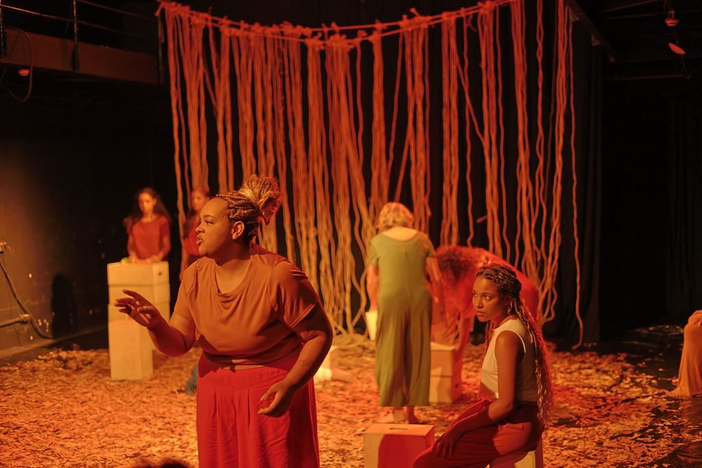 Cemitério das Mulheres Vivas