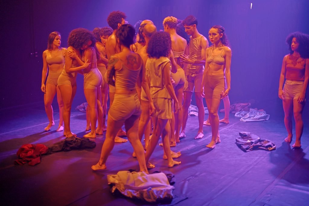 Sinestesia – Grupo Jovem Sinestesia – São Paulo Escola de Dança