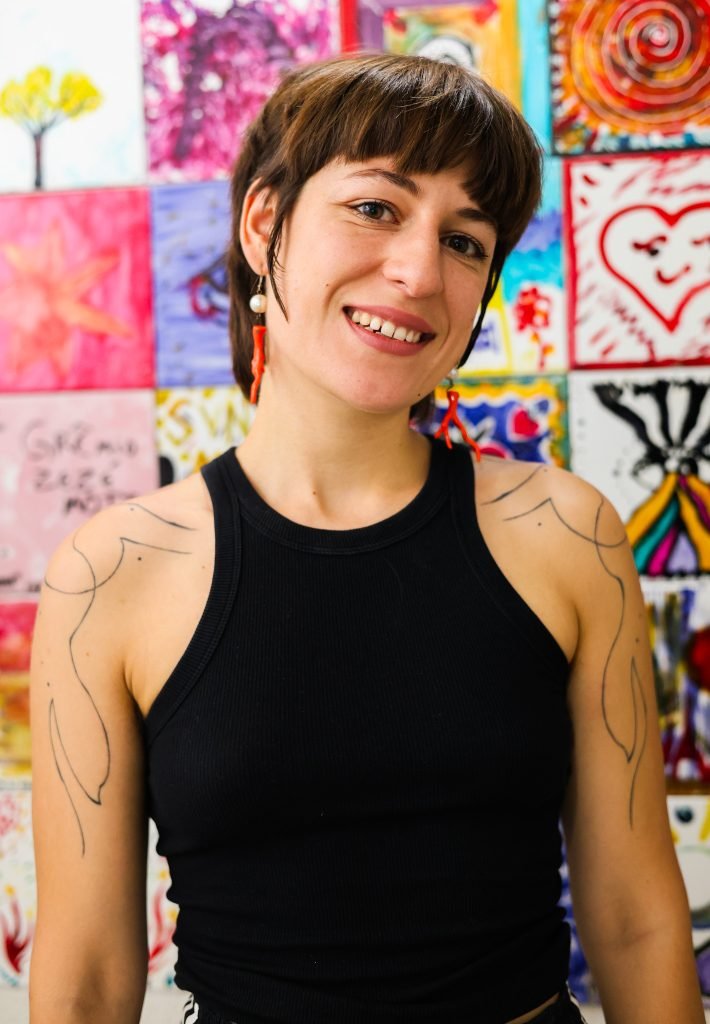 Estudante intercambista alemã Pau Hoff, da Hochschule für Schauspielkunst Ernst Busch. (12/11/2024). | Foto: Clara Silva