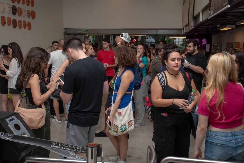 Público na SP Escola de Teatro em 17/11/2024, durante as Satyrianas 2024. | Foto: Rodrigo Reis