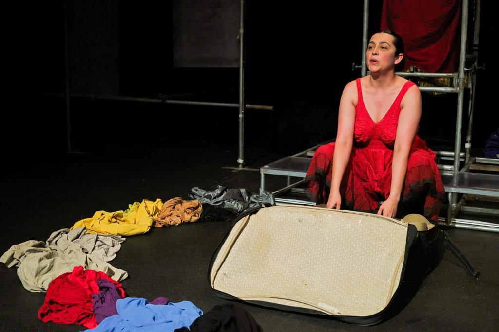 Espetáculo "A CobraDORa", na sede Roosevelt da SP Escola de Teatro. (20/03/2025) | Foto: Clara Silva