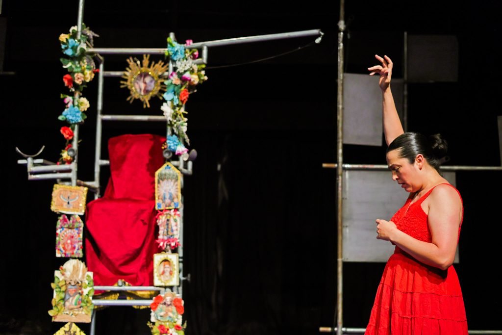 Espetáculo "A CobraDORa", na sede Roosevelt da SP Escola de Teatro. (20/03/2025) | Foto: Clara Silva