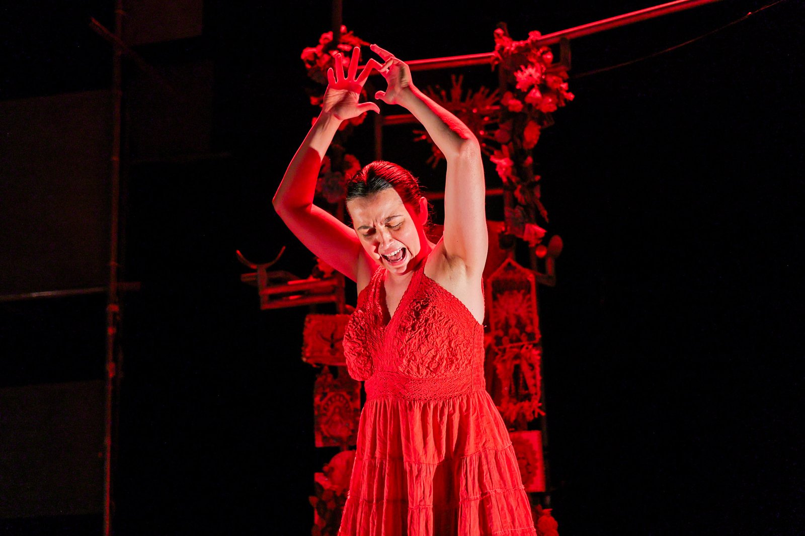 Espetáculo "A CobraDORa", na sede Roosevelt da SP Escola de Teatro. (20/03/2025) | Foto: Clara Silva