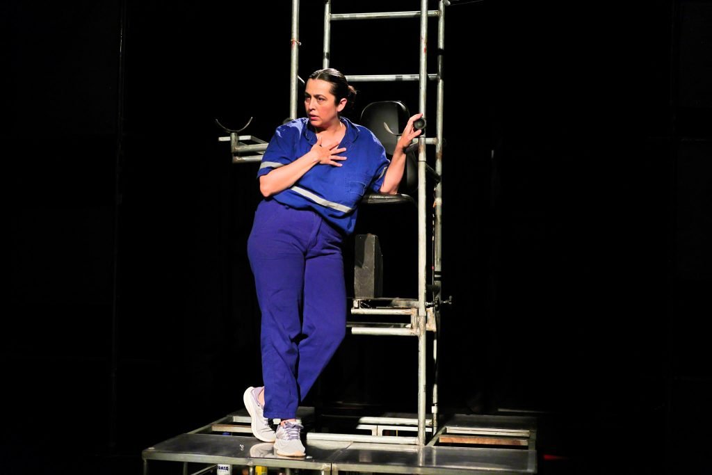 Espetáculo "A CobraDORa", na sede Roosevelt da SP Escola de Teatro. (20/03/2025) | Foto: Clara Silva